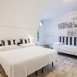 Villa Elisa Holiday Home